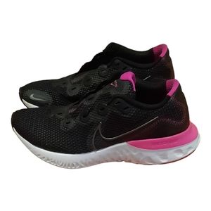 Black and Pink Women's Nike